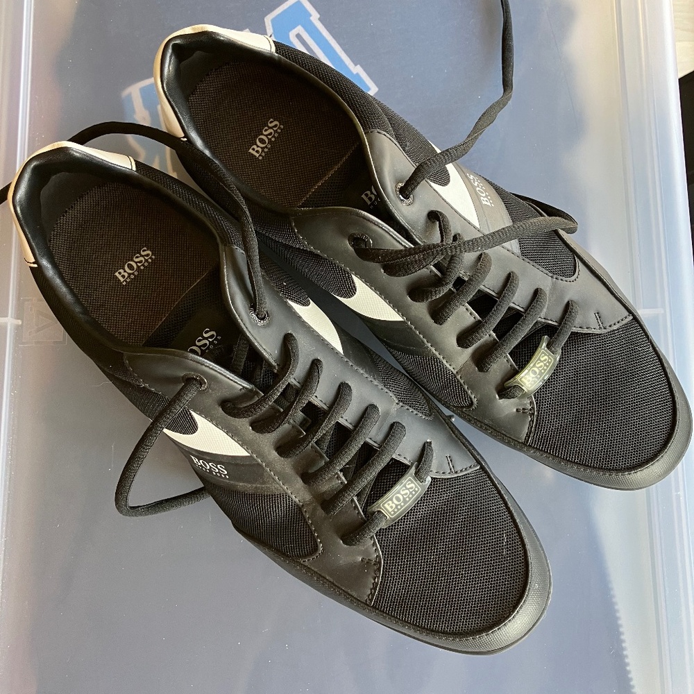 Hugo Boss Sneakers NWOT